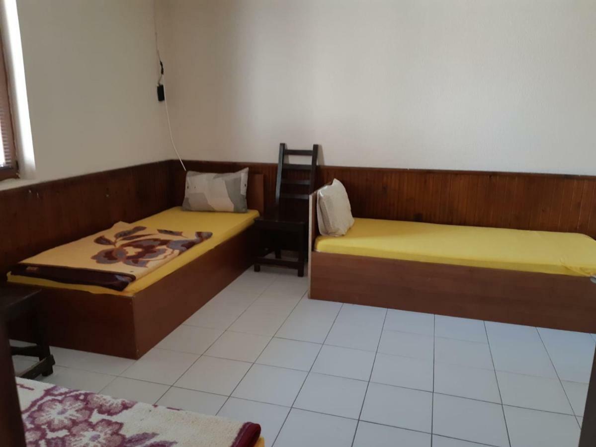 Byala Kista Apart Isperikh Экстерьер фото